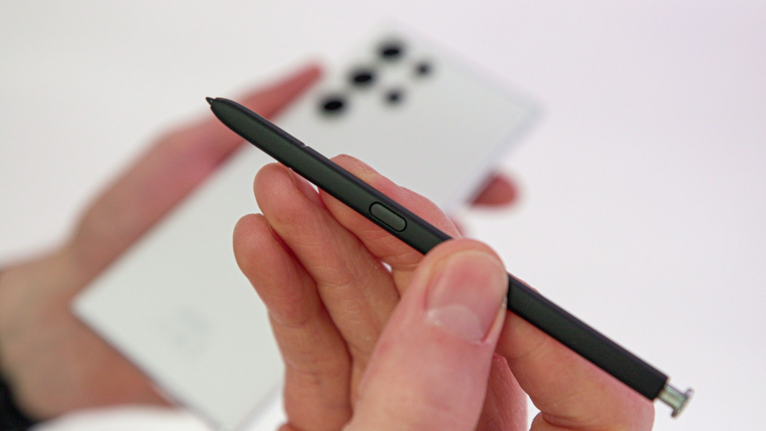 Samsung Galaxy S22 Ultra S Pen Price in Kenya (Galaxy S22 Ultra Stylus